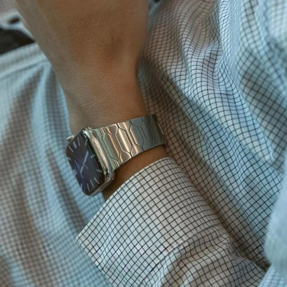 Titanium Apple Watch Band - Ti4
